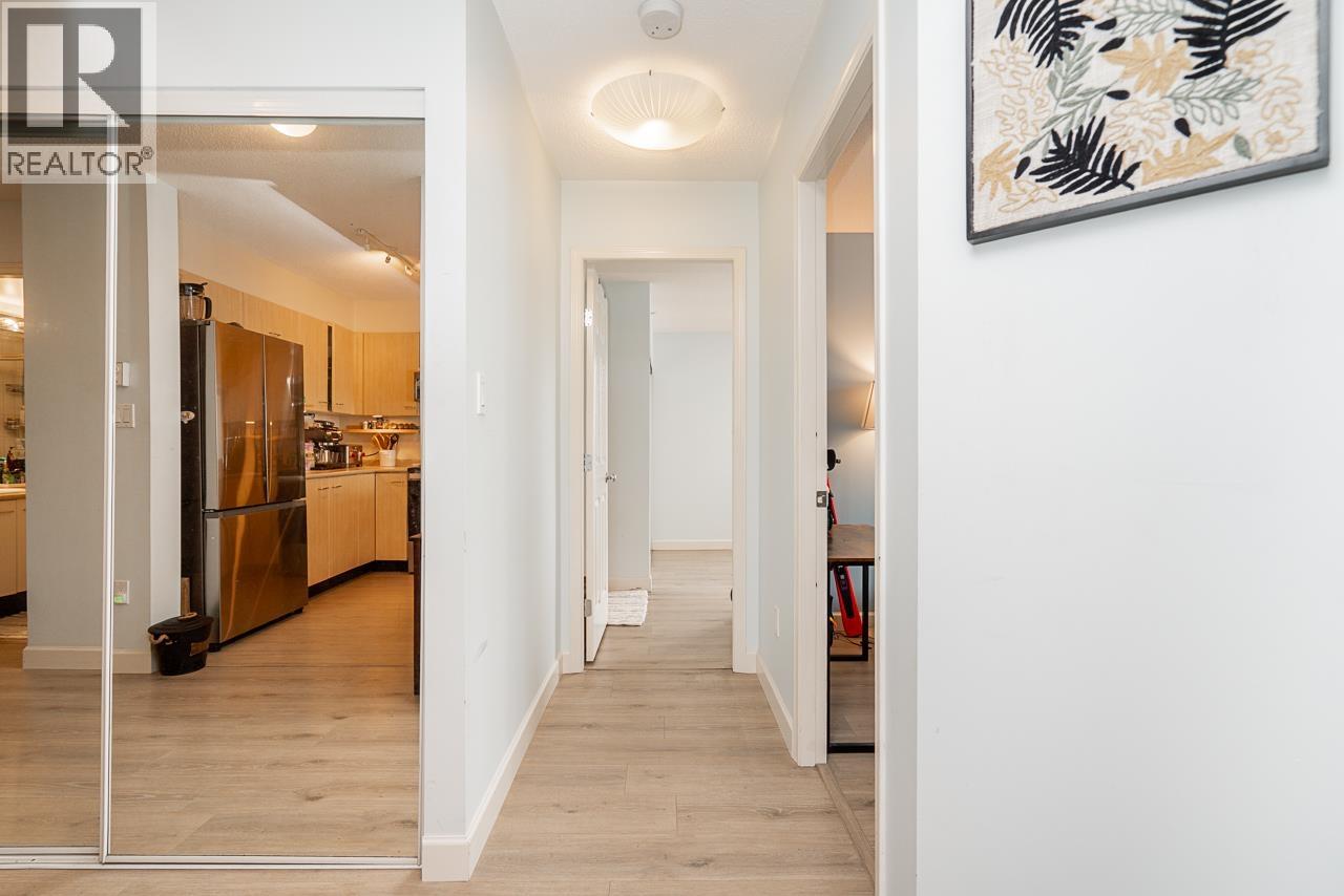 1705 1148 Heffley Crescent Property Photo 11