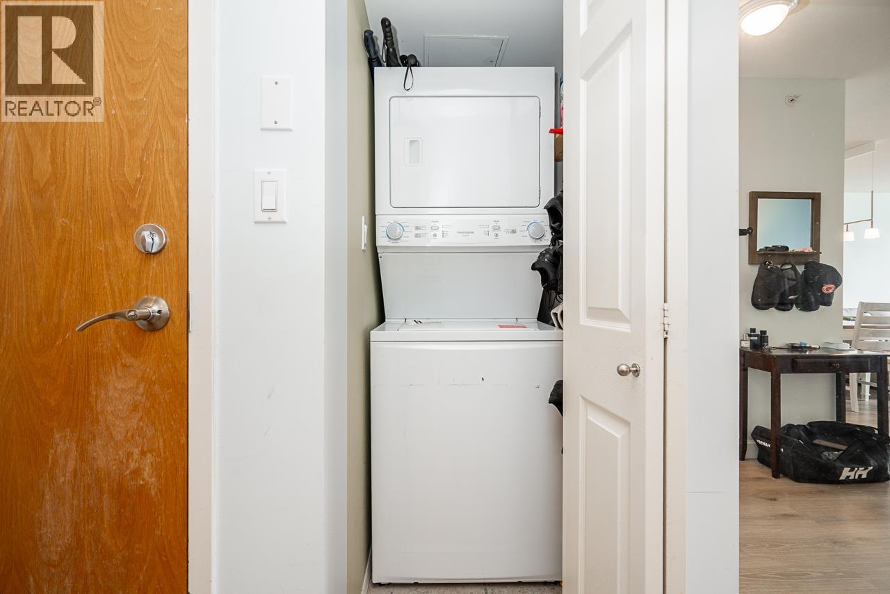 1705 1148 Heffley Crescent Property Photo 19