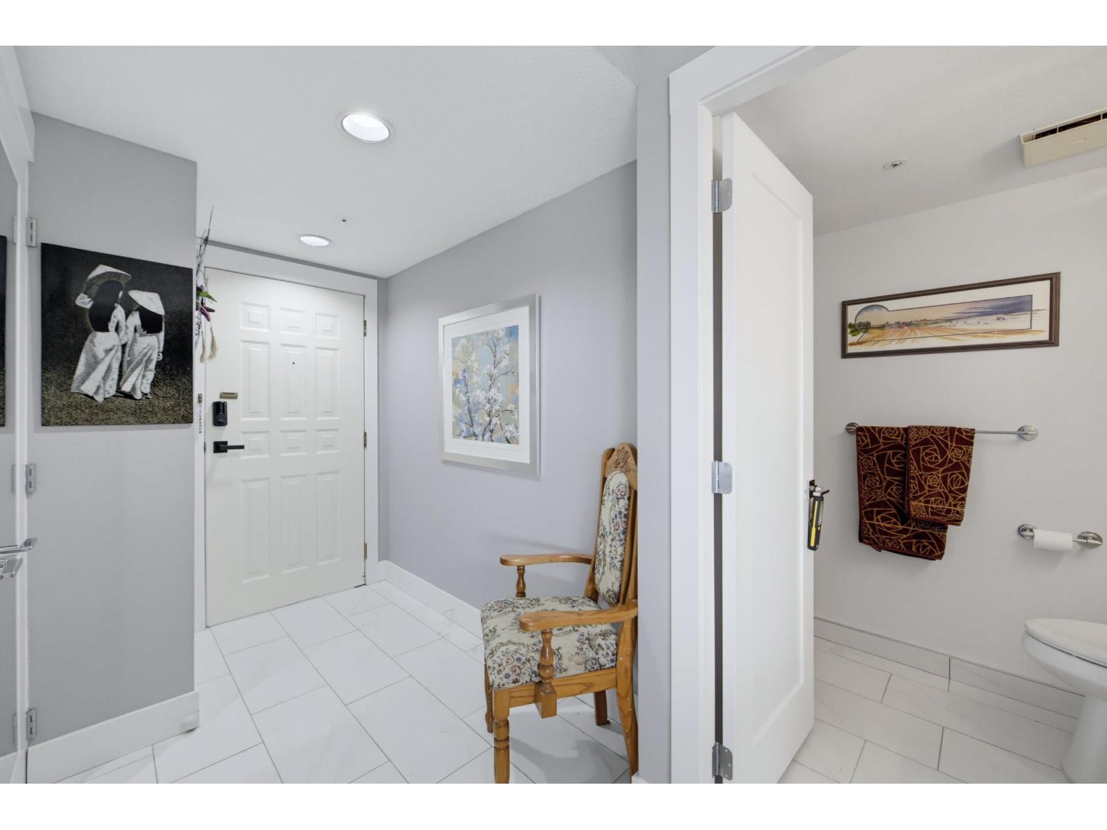 701 3190 Gladwin Road Property Photo 18