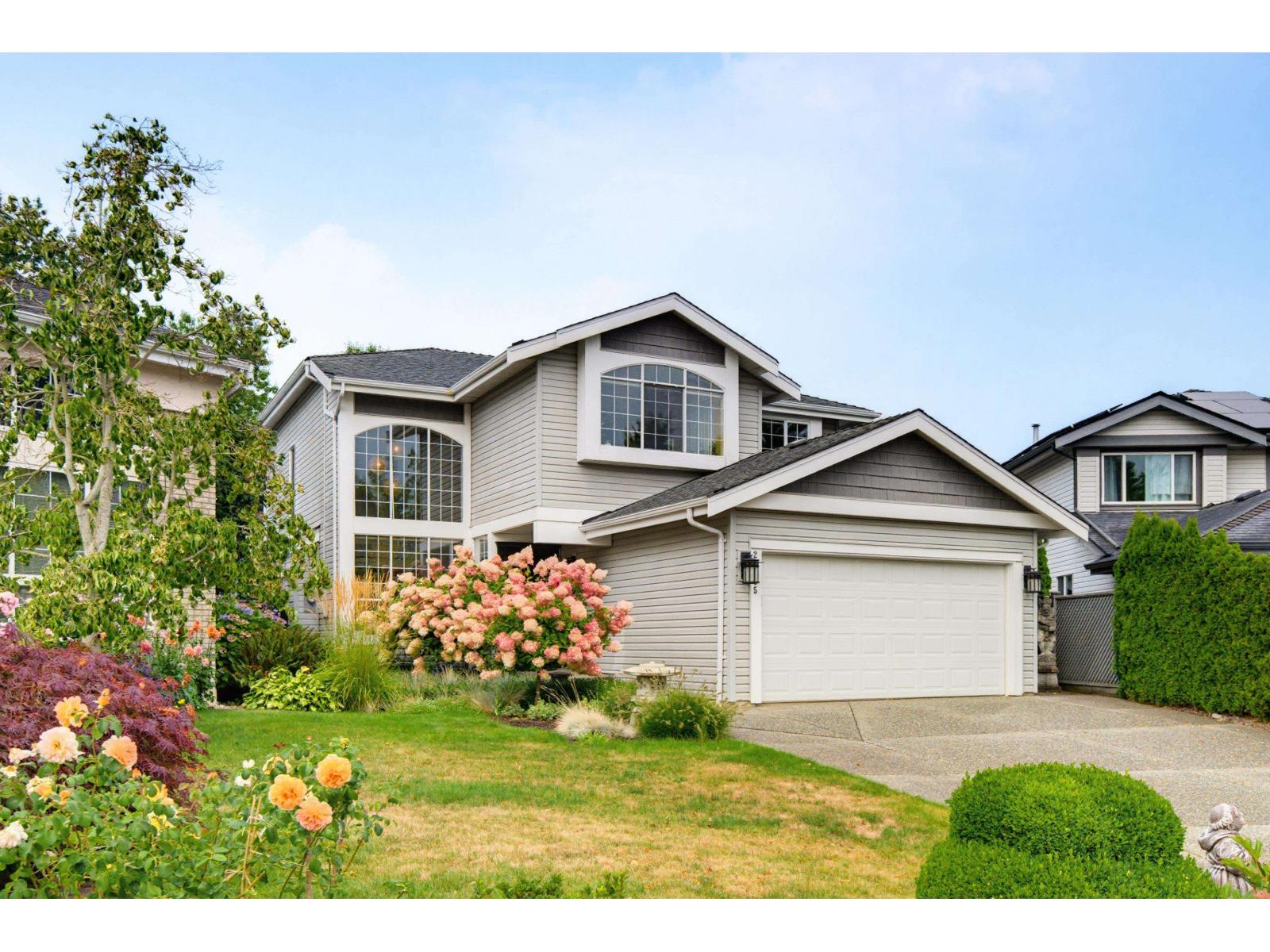 22105 45a Avenue Property Photo 3