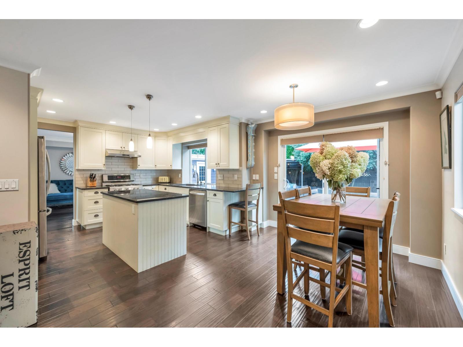 22105 45a Avenue Property Photo 17