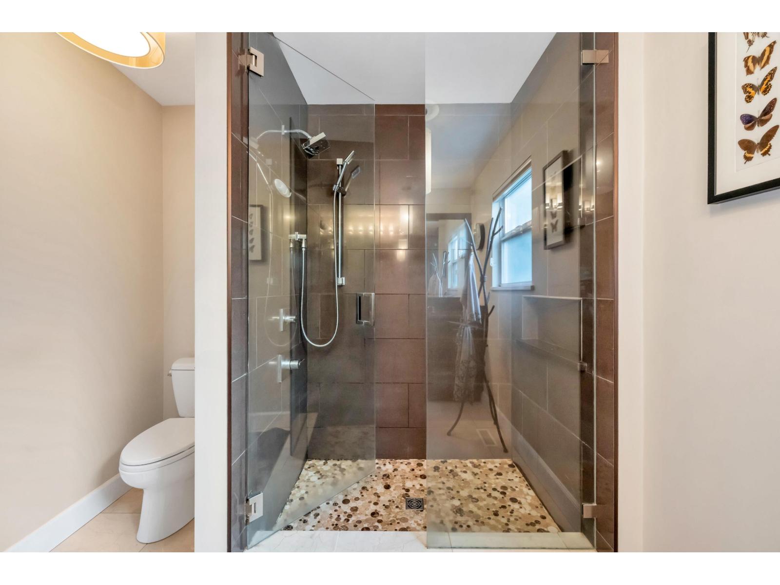 22105 45a Avenue Property Photo 26