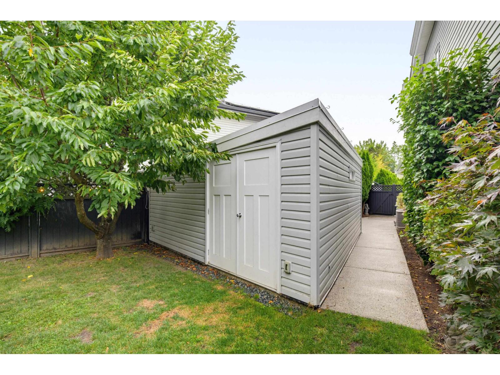 22105 45a Avenue Property Photo 40