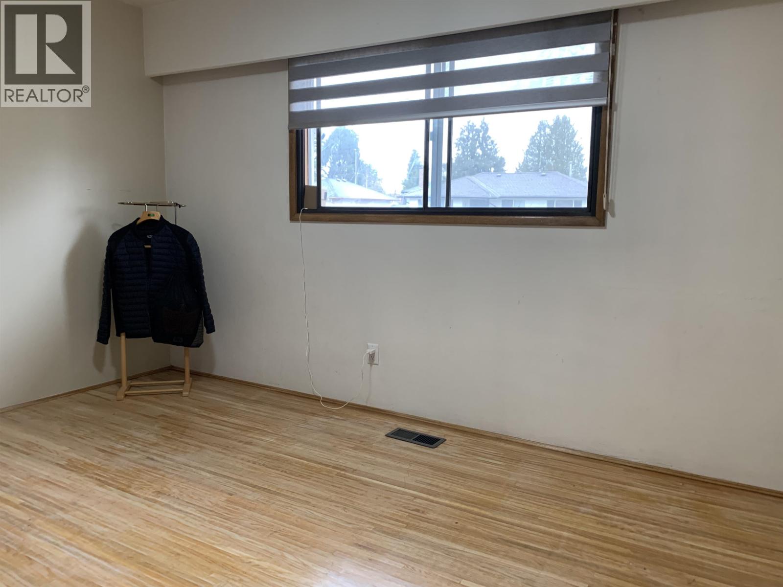11300 Seaham Crescent Property Photo 9