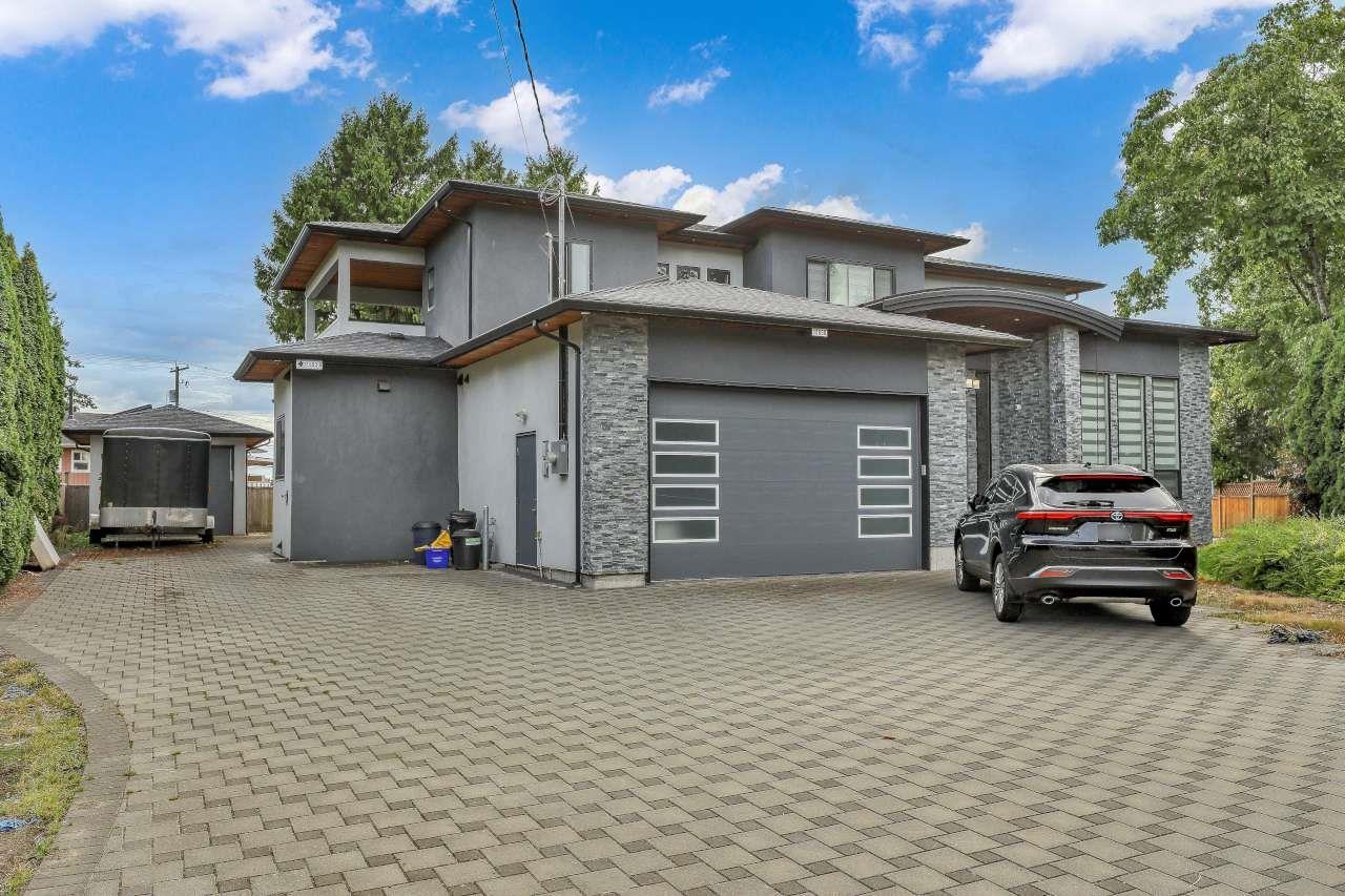 11890 Gilmour Crescent Property Photo 1