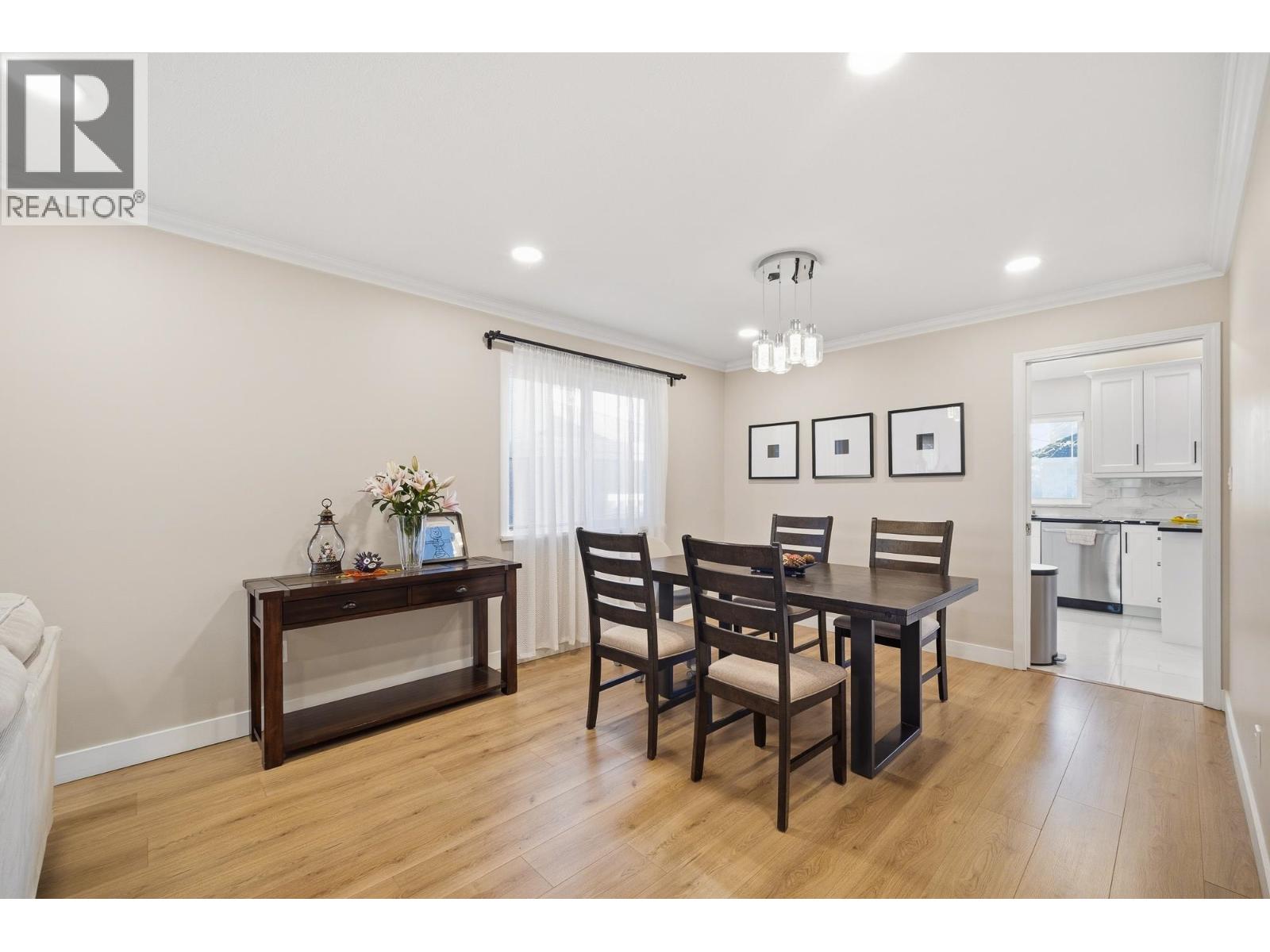 12268 Imperial Drive Property Photo 4