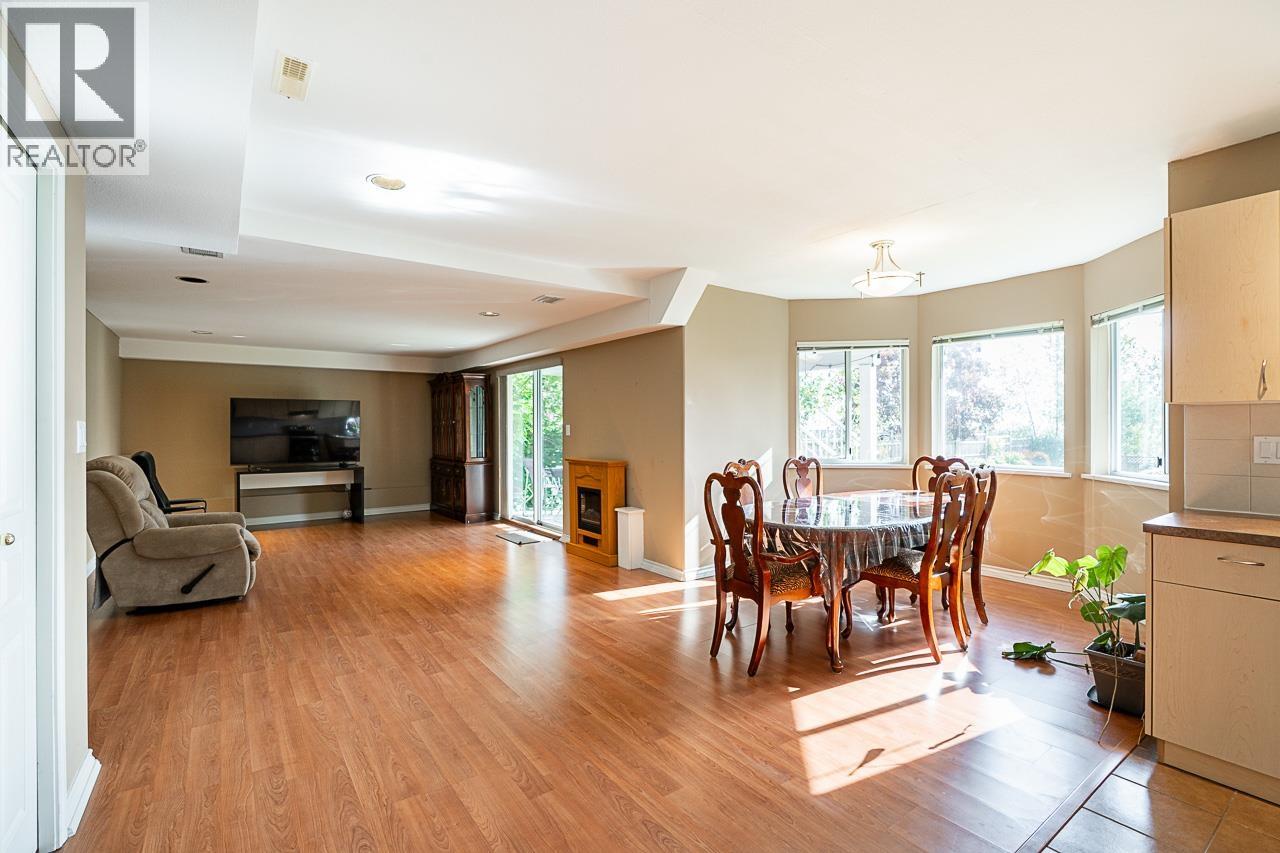 2980 Cliffrose Crescent Property Photo 27