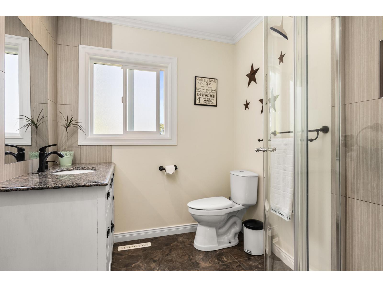 10268 Young Road Property Photo 15