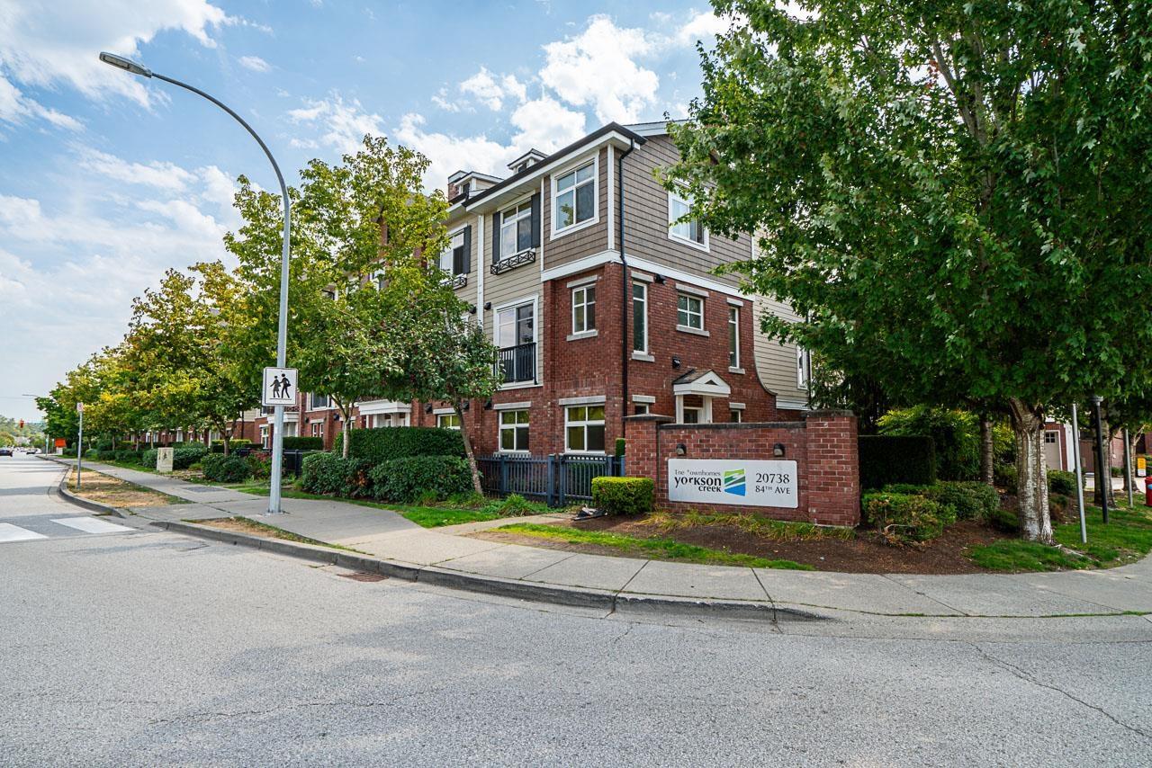 55 20738 84 Avenue Property Photo 1