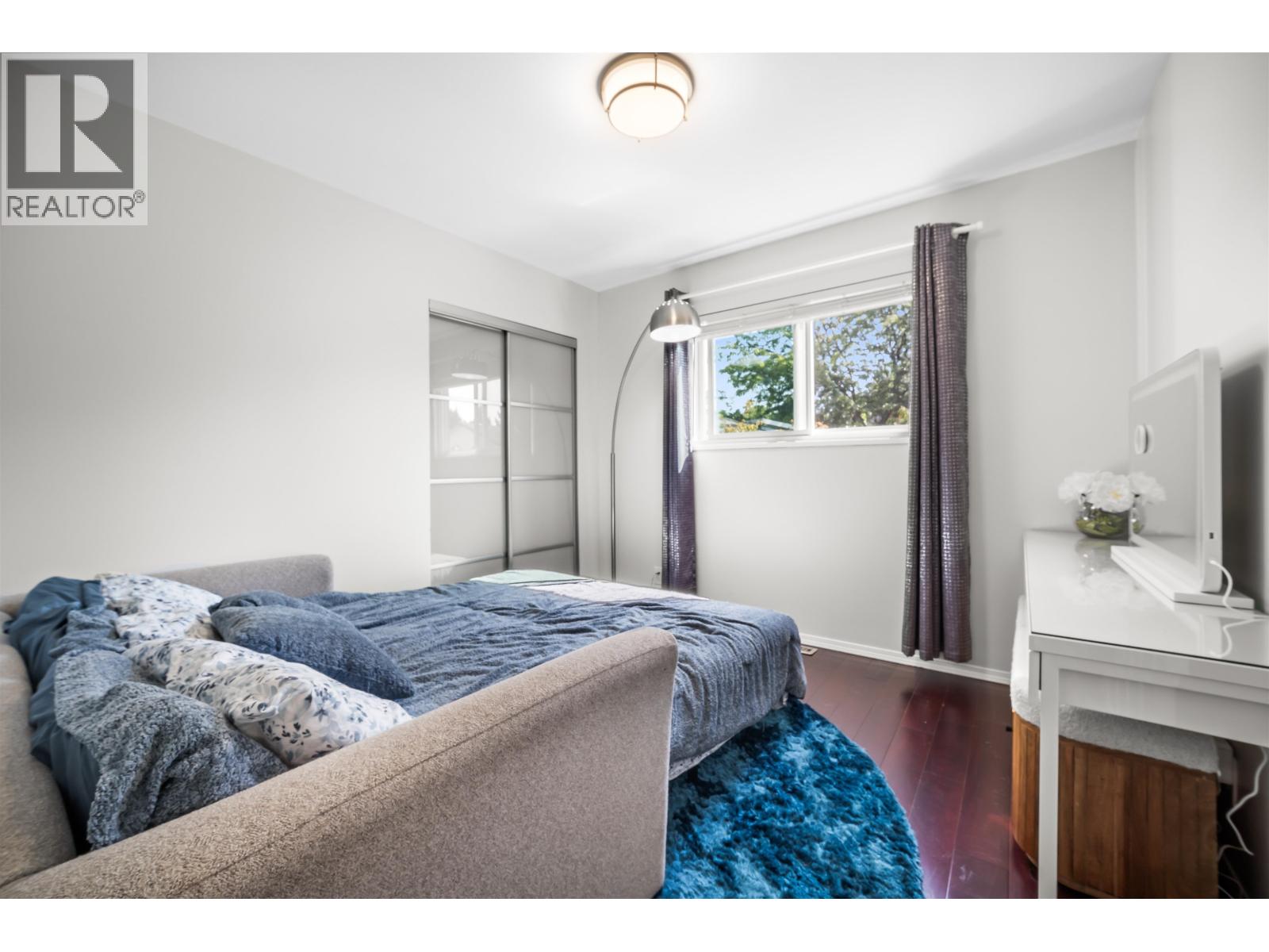 12462 231a Street Property Photo 16