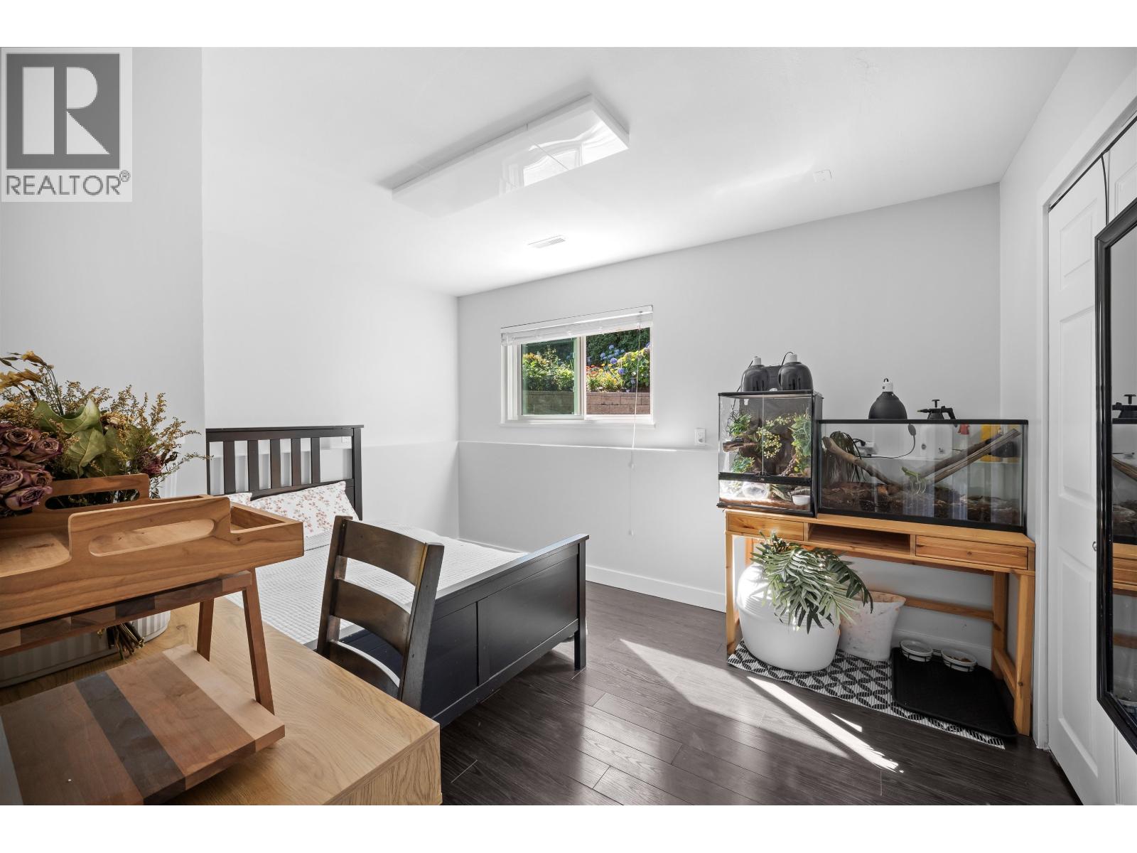 12462 231a Street Property Photo 24