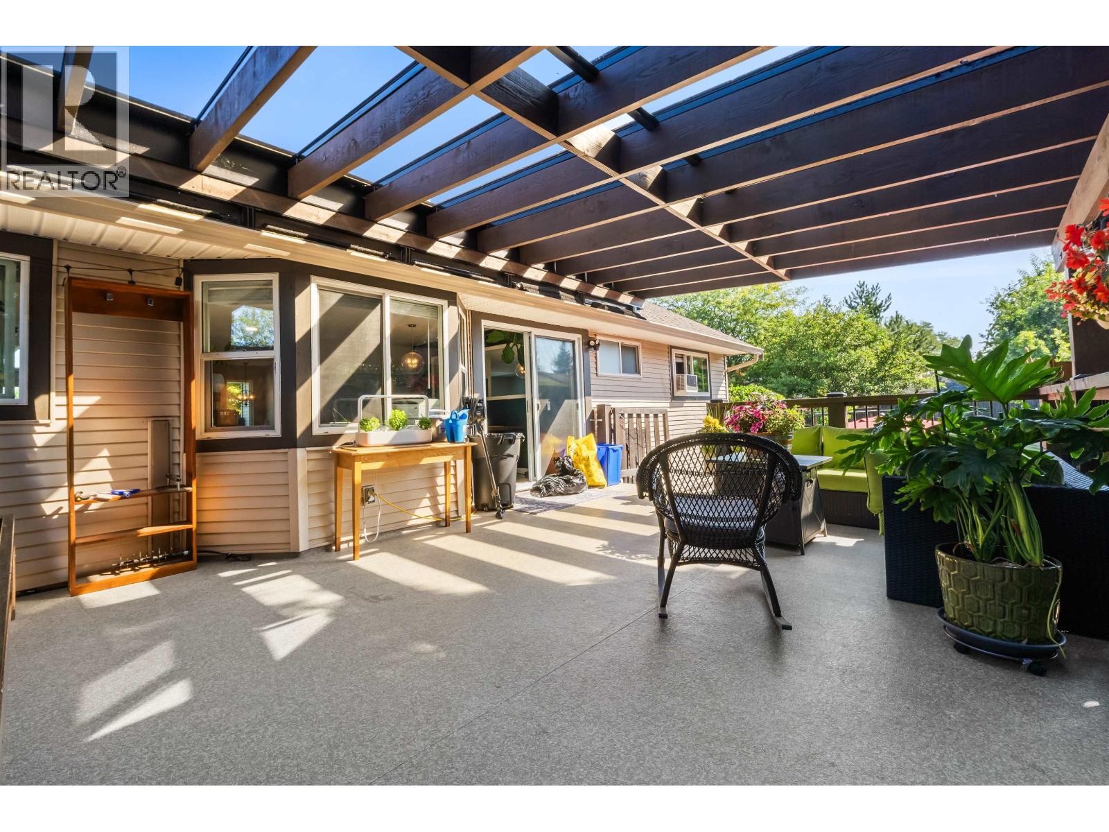 12462 231a Street Property Photo 28