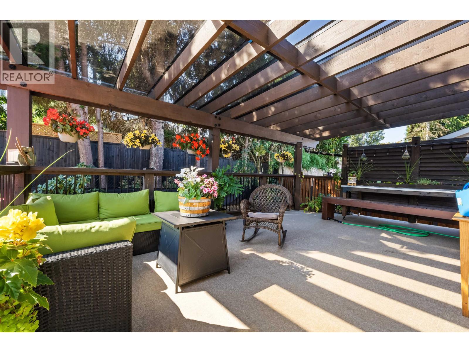 12462 231a Street Property Photo 30