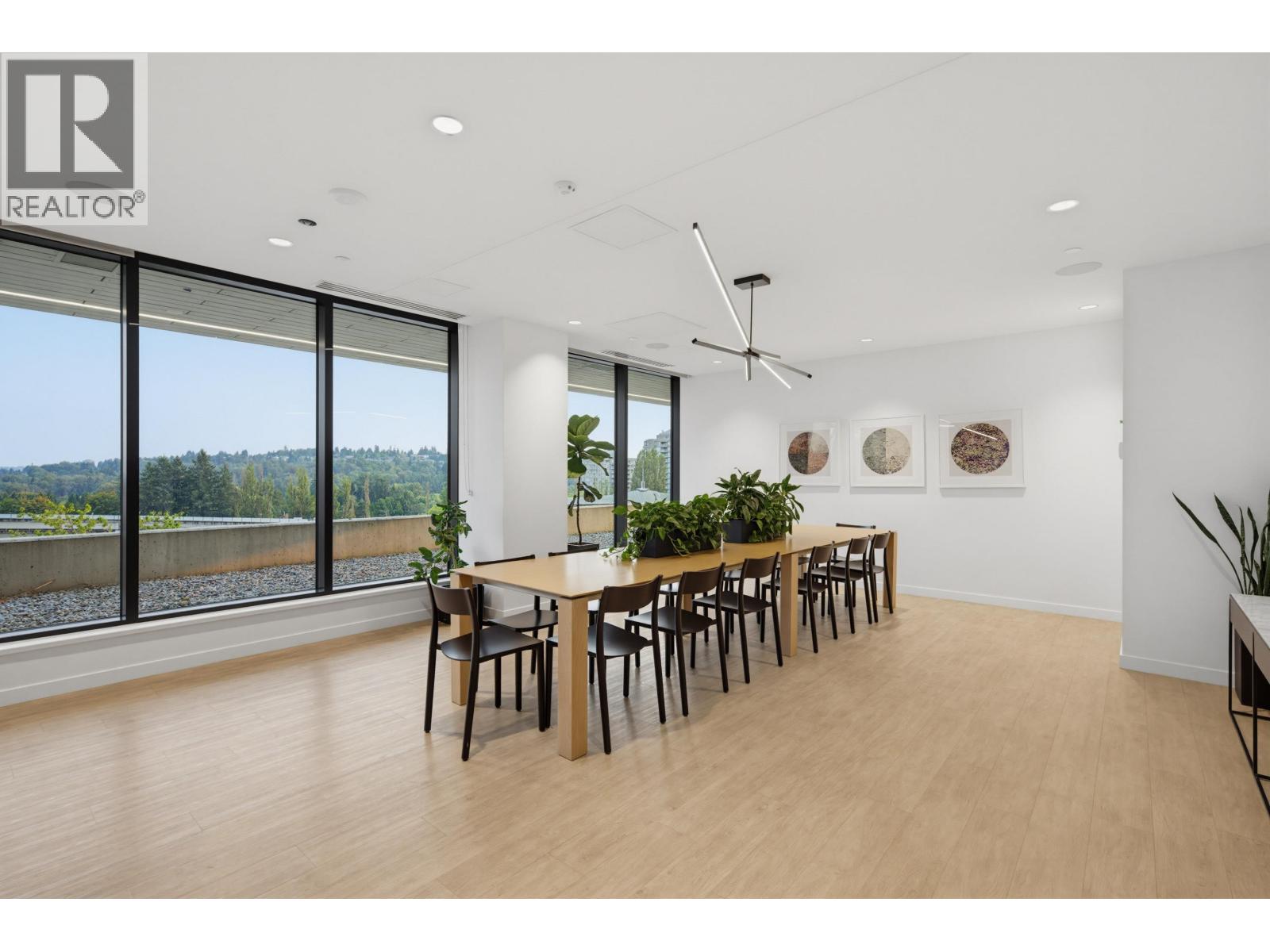 1511 3833 Evergreen Place Property Photo 32