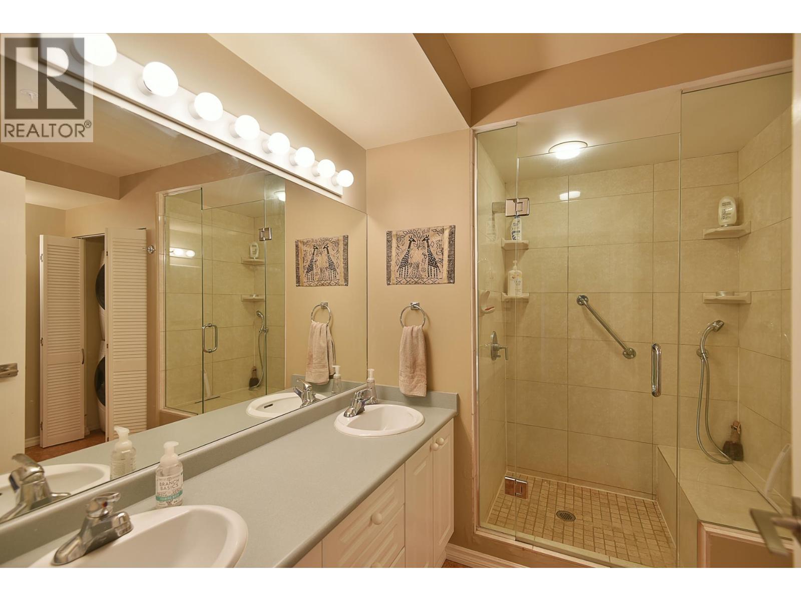 301 5780 Trail Avenue Property Photo 22