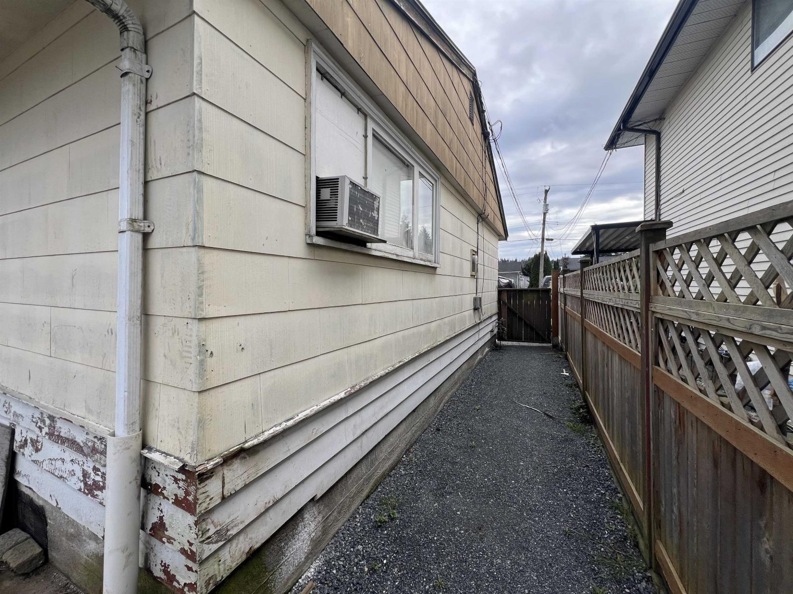 12875 114a Avenue Property Photo 5