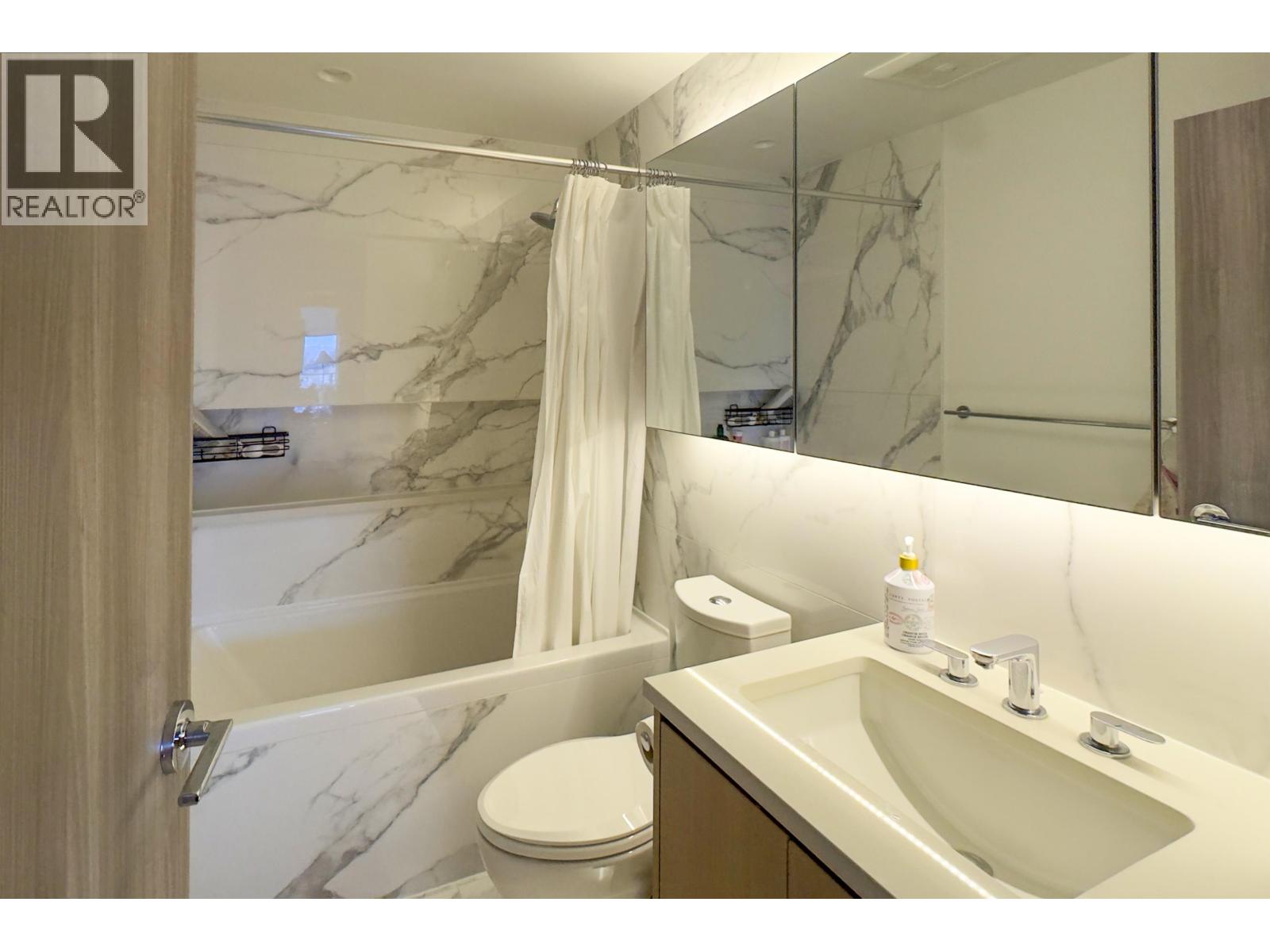 1702 4890 Lougheed Highway Property Photo 12