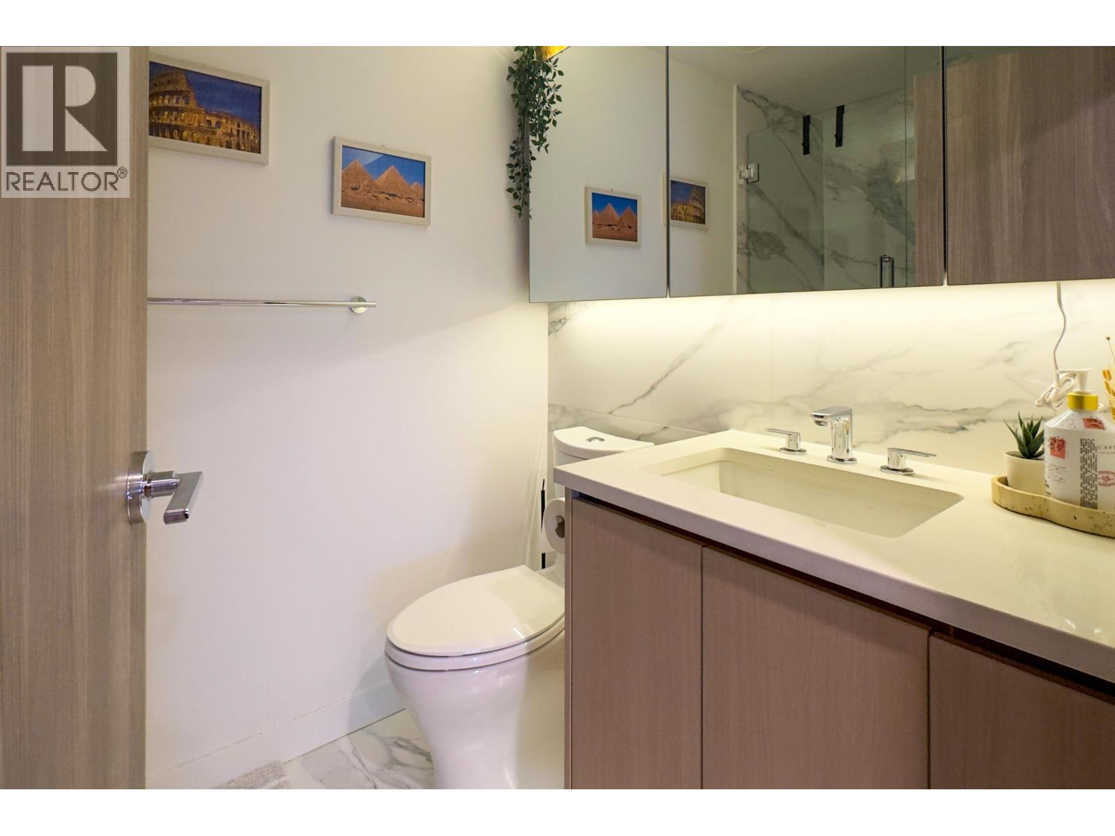 1702 4890 Lougheed Highway Property Photo 13
