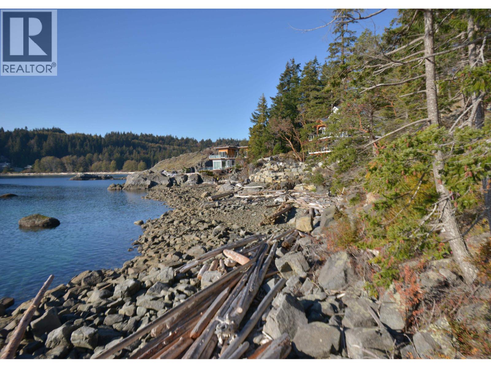 7643 Cove Beach Road Property Photo 9