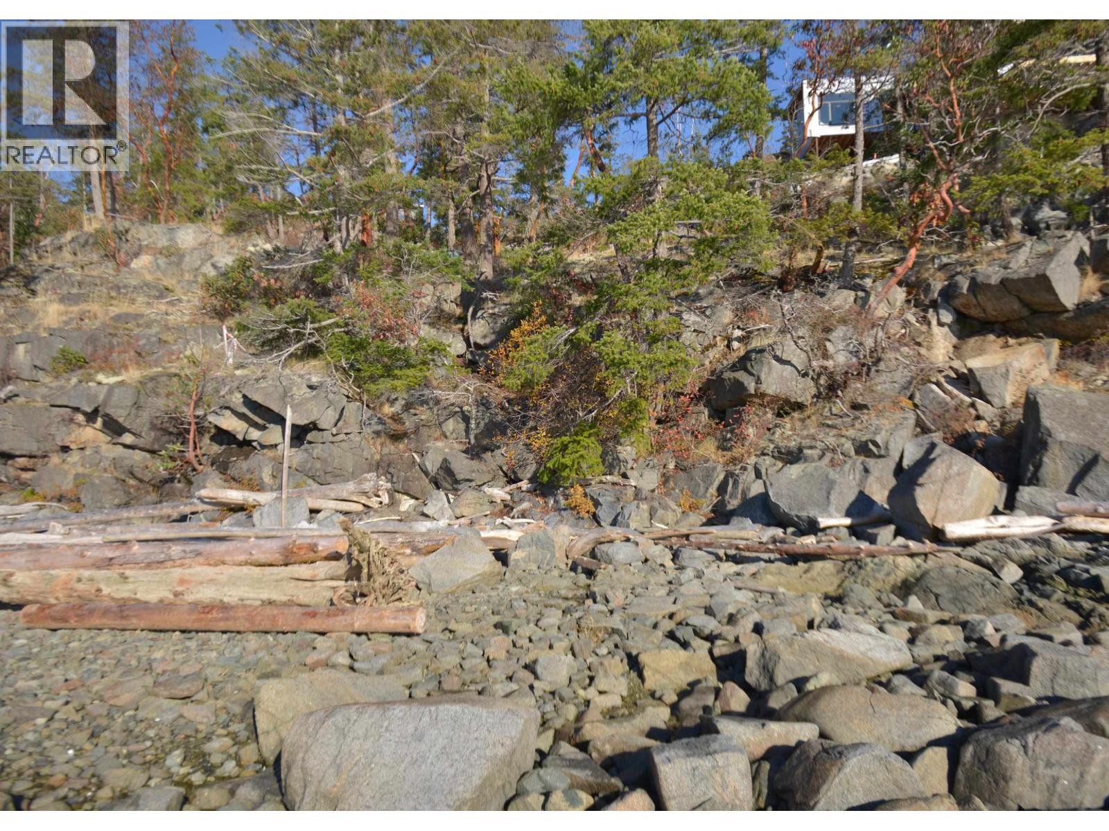 7643 Cove Beach Road Property Photo 11