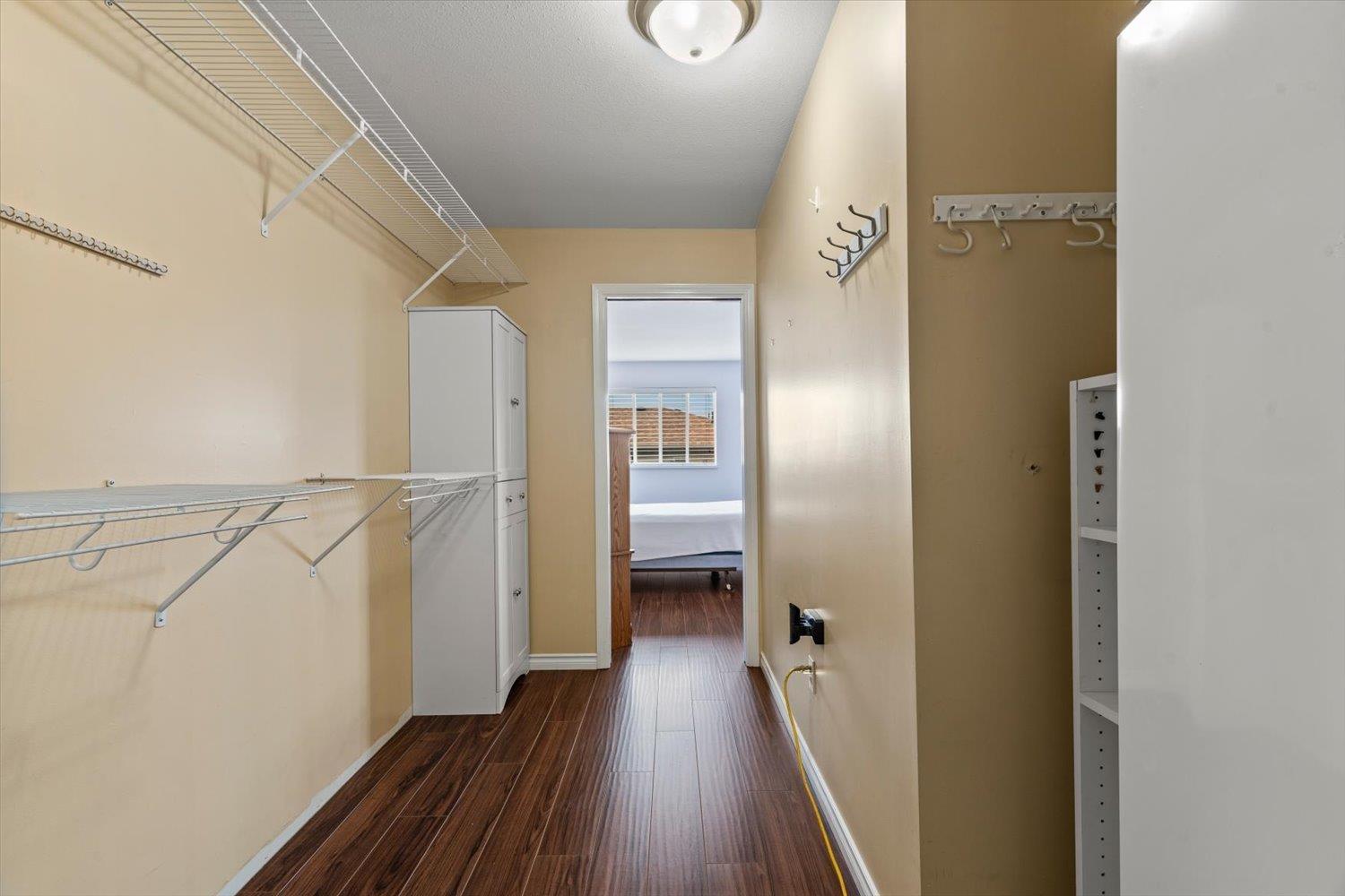 45660 Knight Road #203 Property Photo 18
