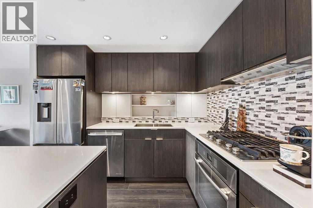1609 111 E 1st Avenue Property Photo 6