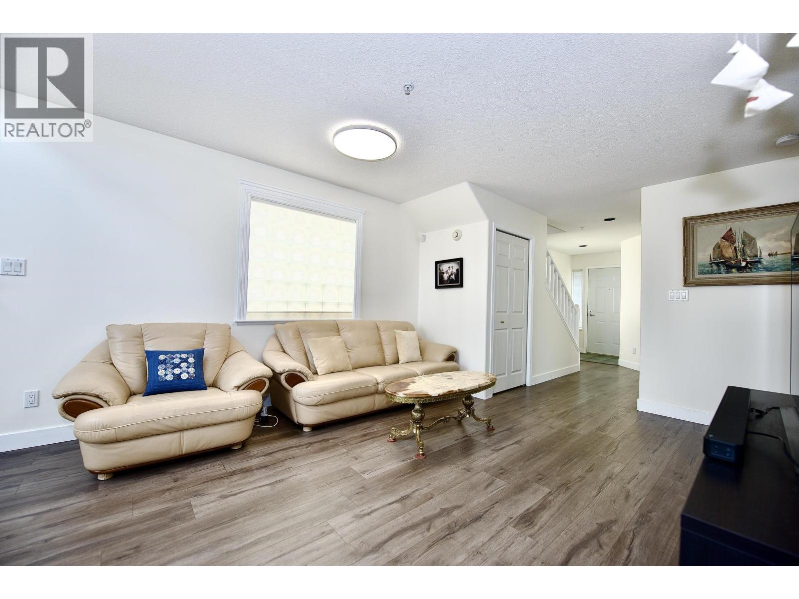 46 1370 Riverwood Gate Property Photo 6