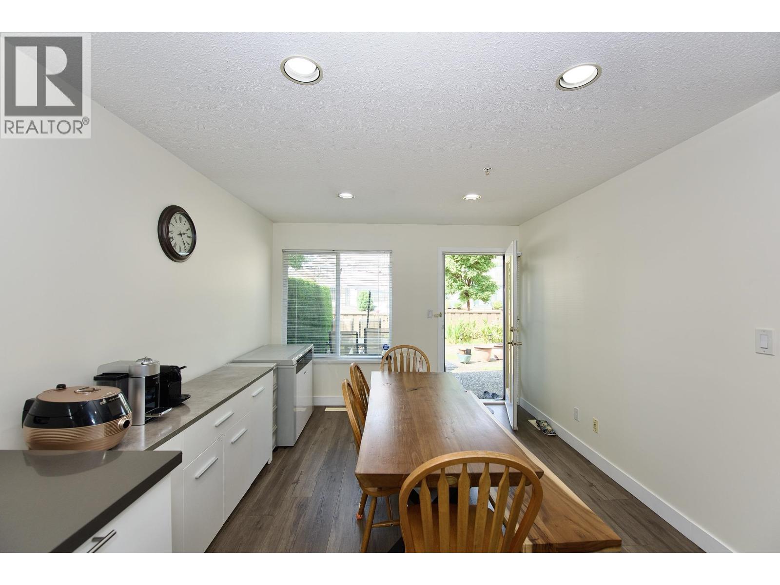 46 1370 Riverwood Gate Property Photo 14