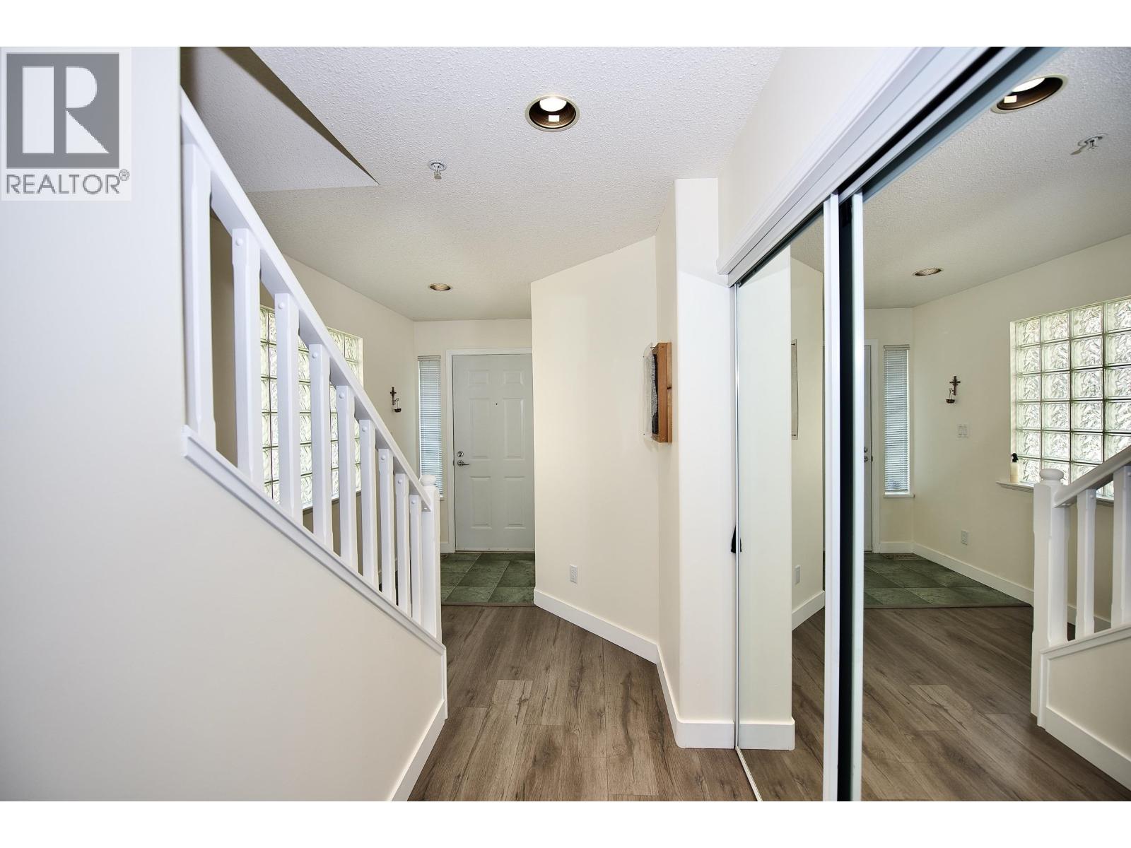 46 1370 Riverwood Gate Property Photo 18