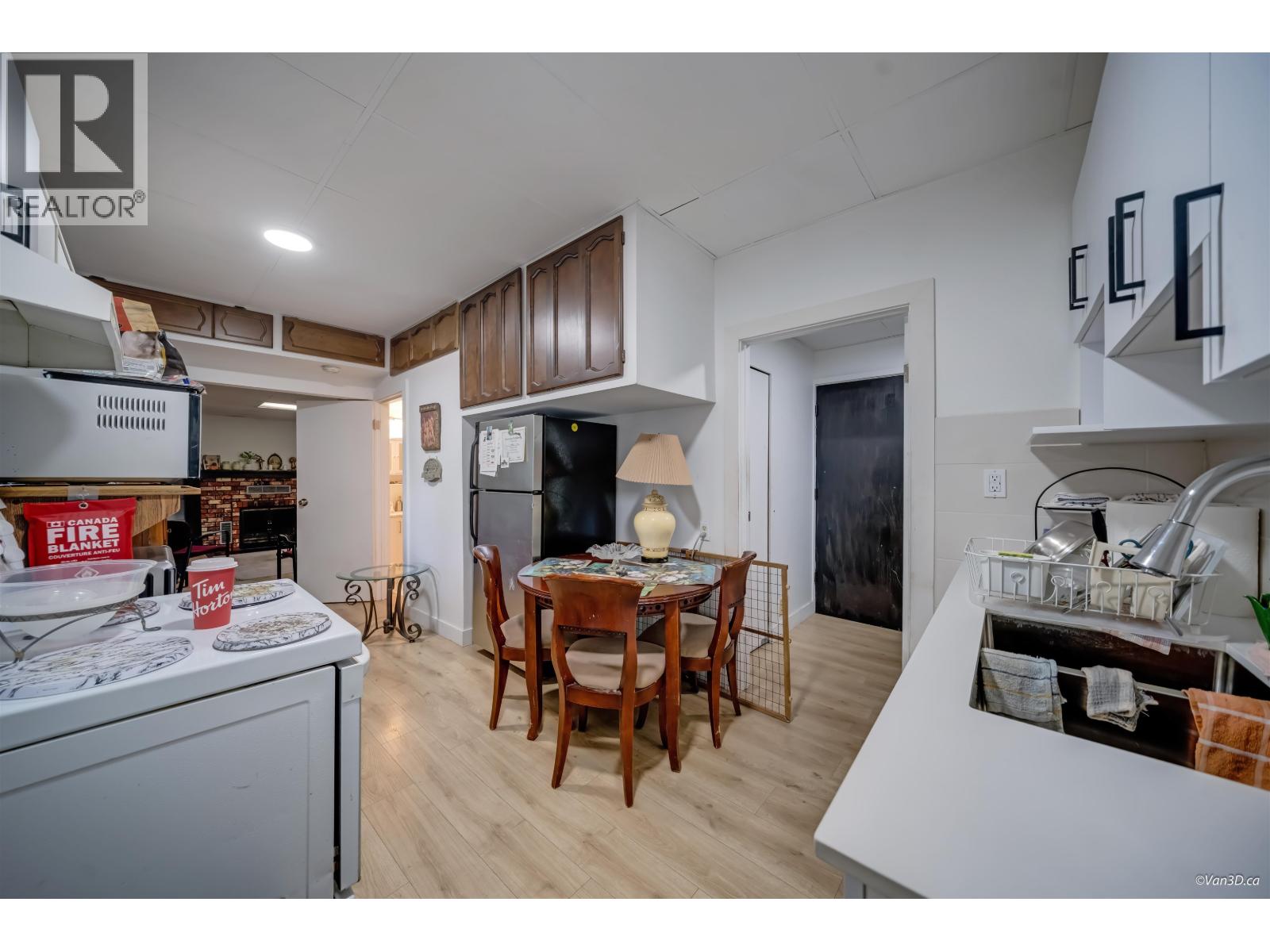 6090 6th Street Property Photo 23