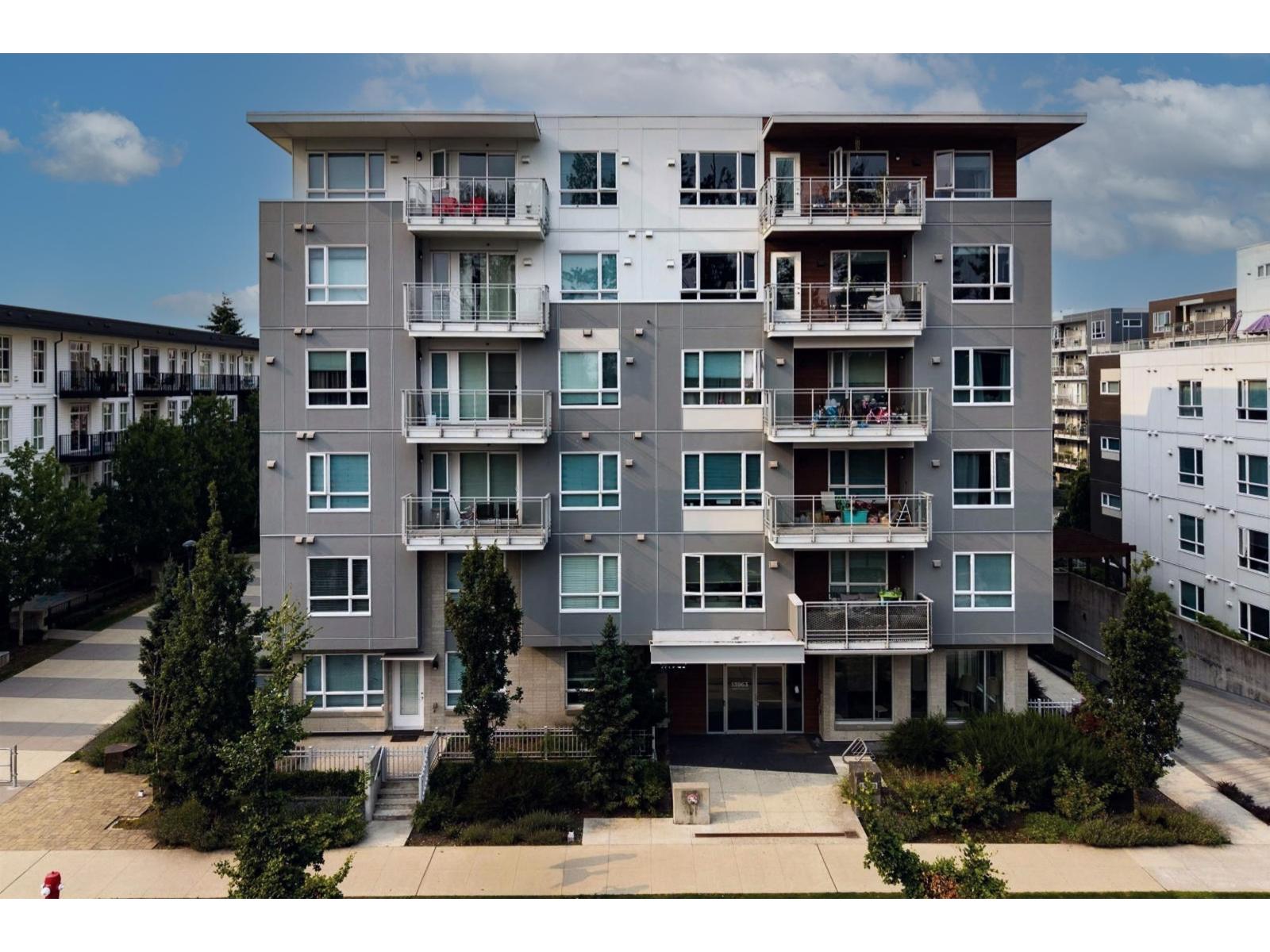 118 13963 105 Boulevard Property Photo 1