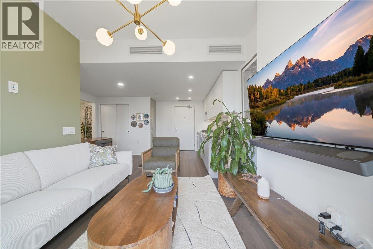1810 901 Lougheed Highway Property Photo 3
