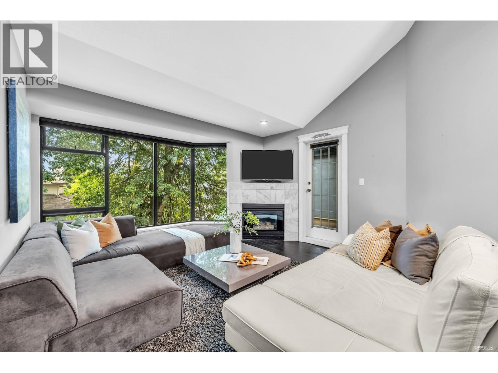 314 1966 Coquitlam Avenue Property Photo 8