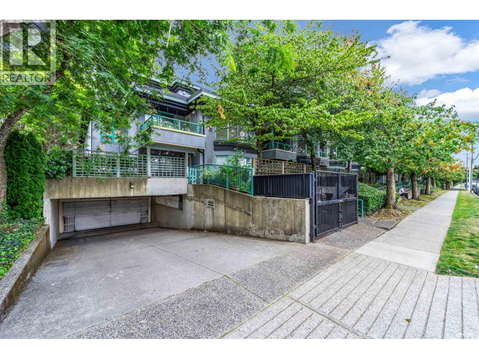 314 1966 Coquitlam Avenue Property Photo 23