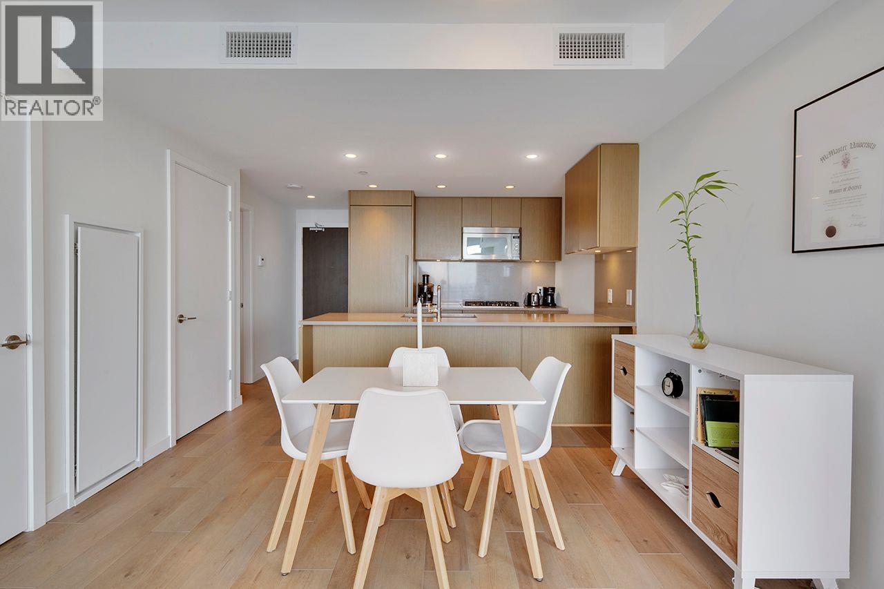 1403 125 E 14th Street Property Photo 5