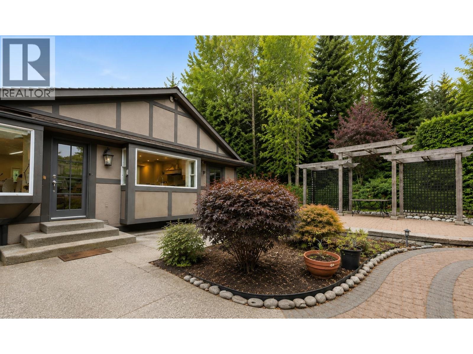 2779 Sylvan Place Property Photo 1