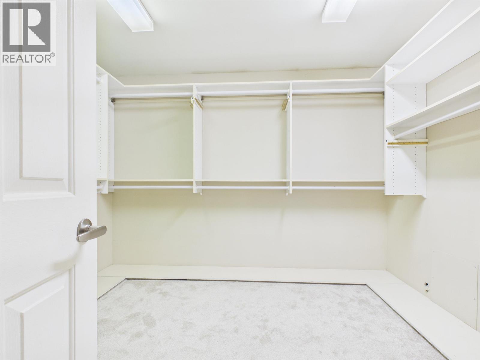 2779 Sylvan Place Property Photo 28