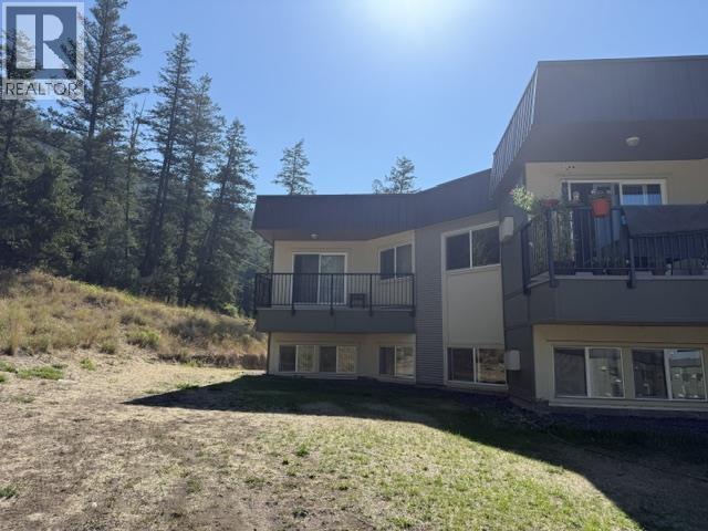 417 280 N Broadway Avenue Property Photo 2