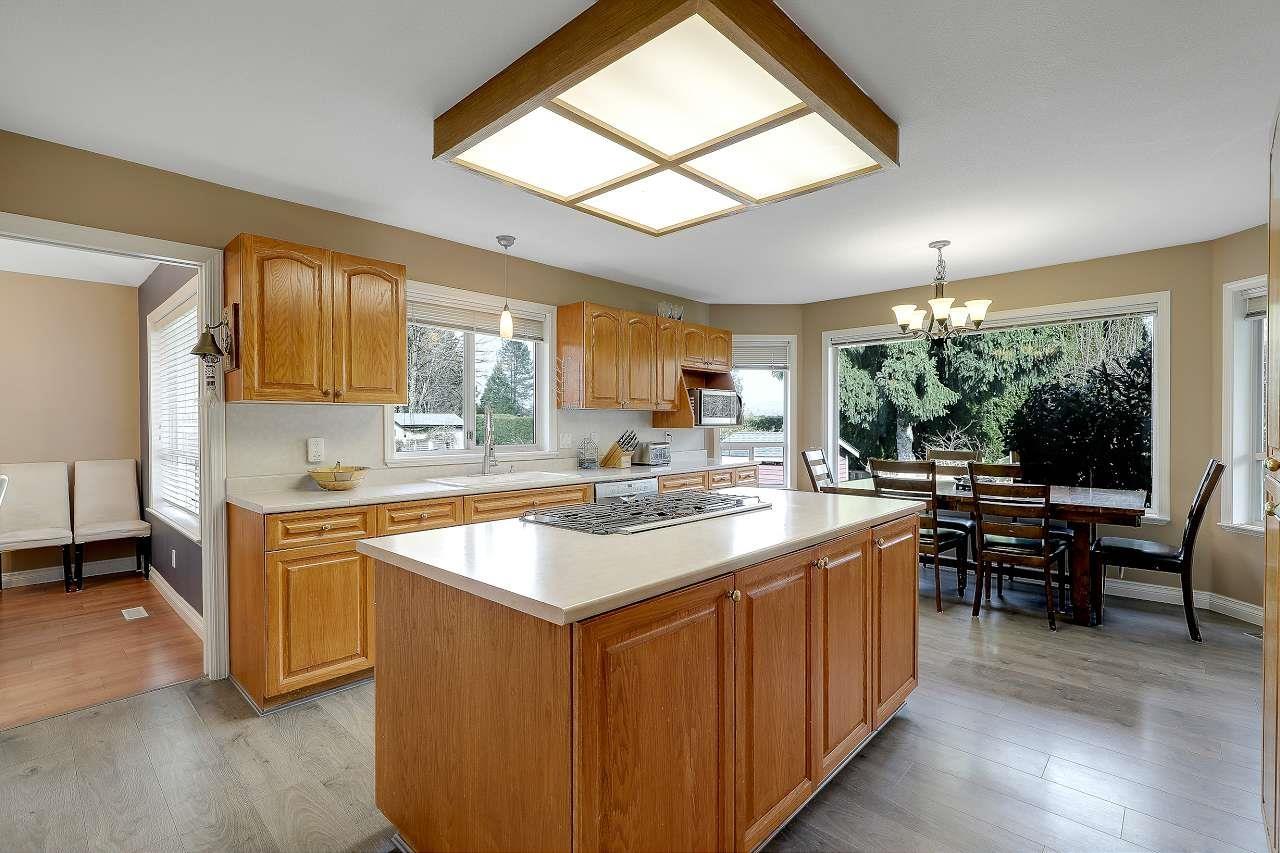 9312 163 Street Property Photo 7