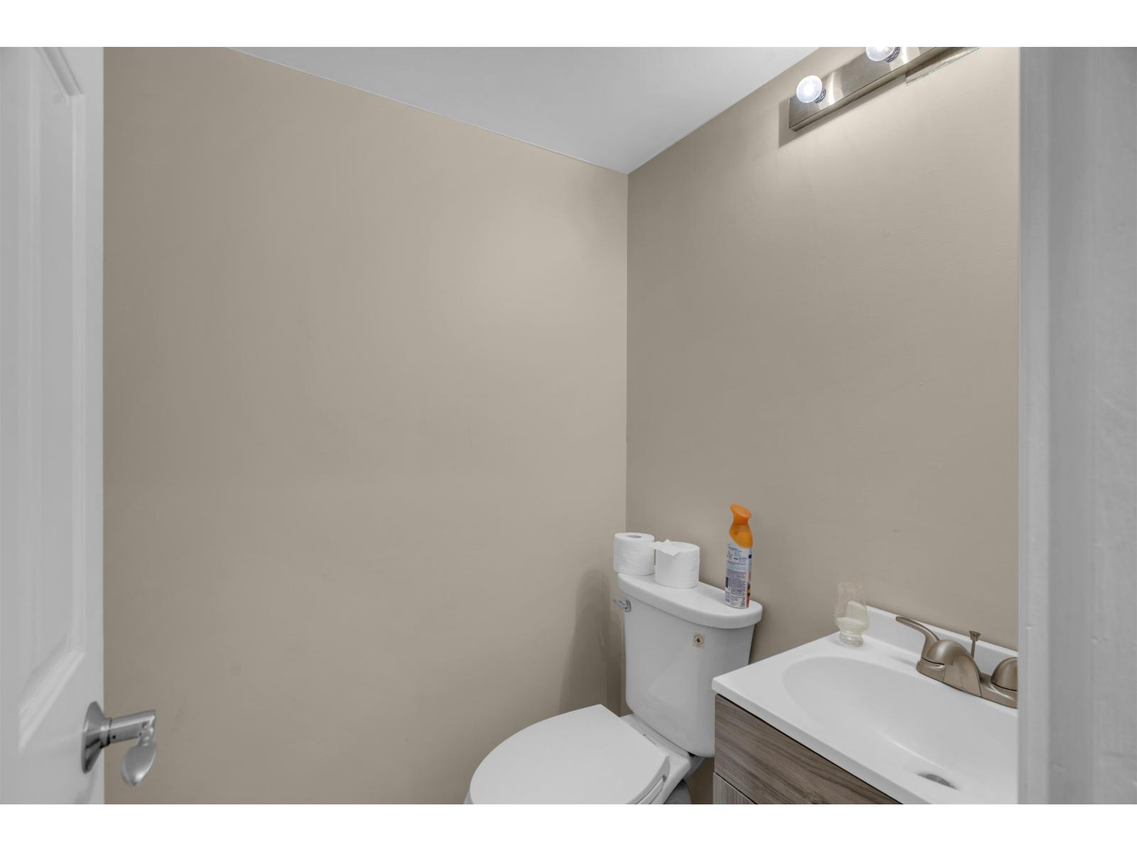 15049 75 Avenue Property Photo 17