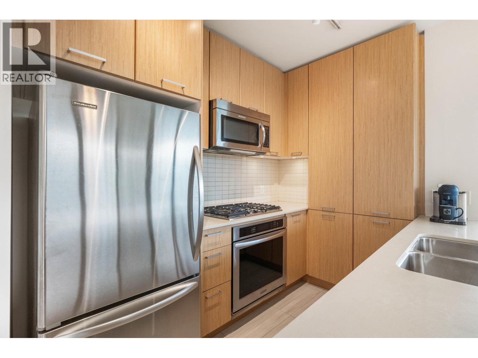 1707 301 Capilano Road Property Photo 5