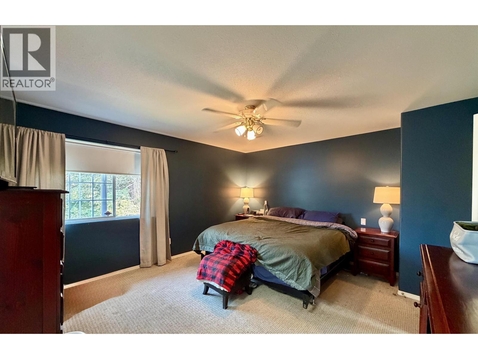 5581 Lakeside Court Property Photo 21