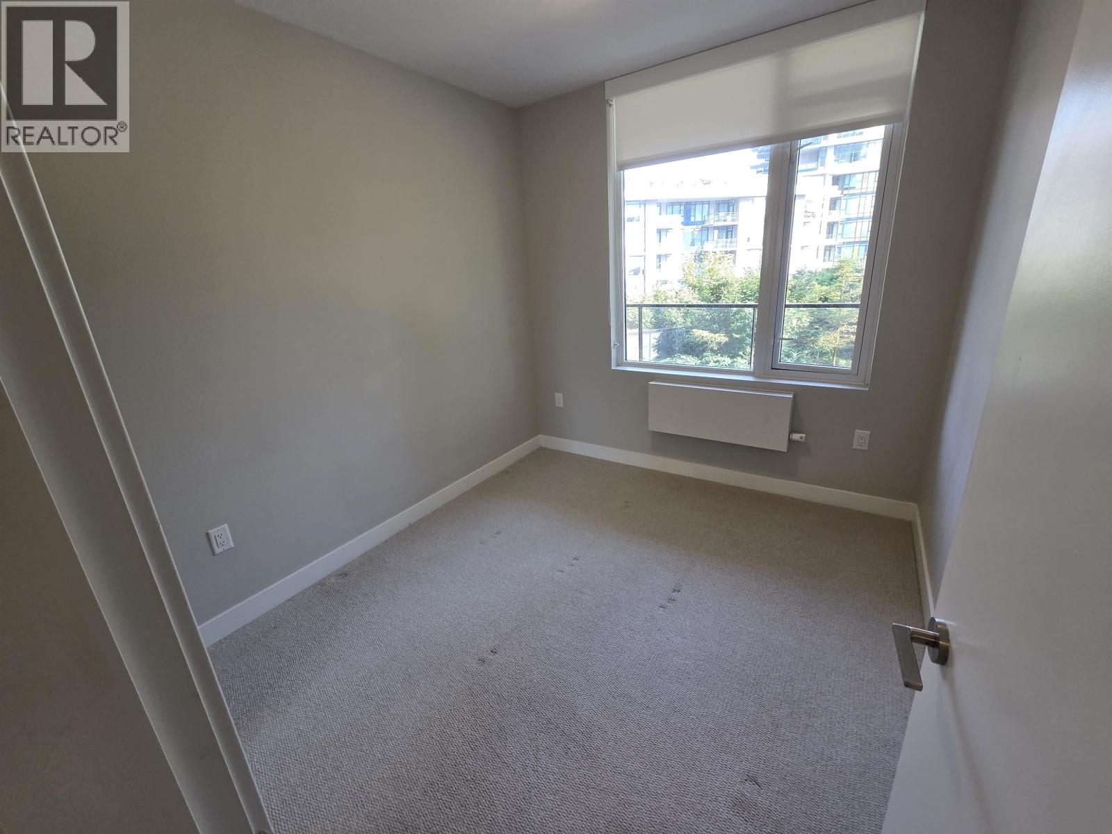 401 8725 University Crescent Property Photo 10