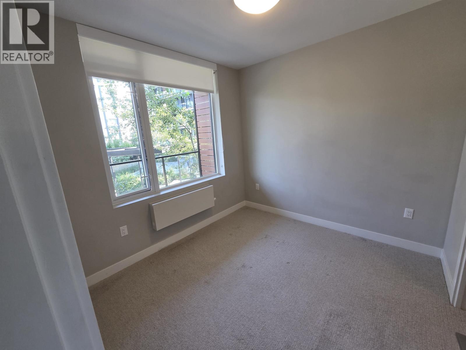 401 8725 University Crescent Property Photo 11