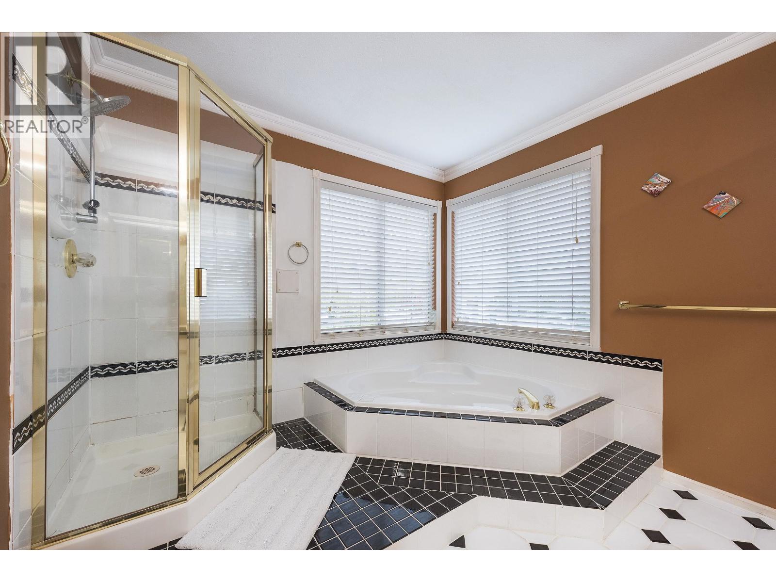 1545 Salal Crescent Property Photo 16