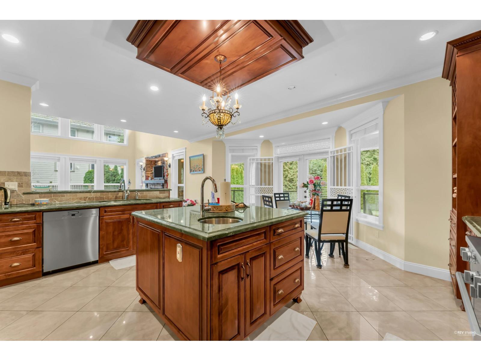 14033 34a Avenue Property Photo 24