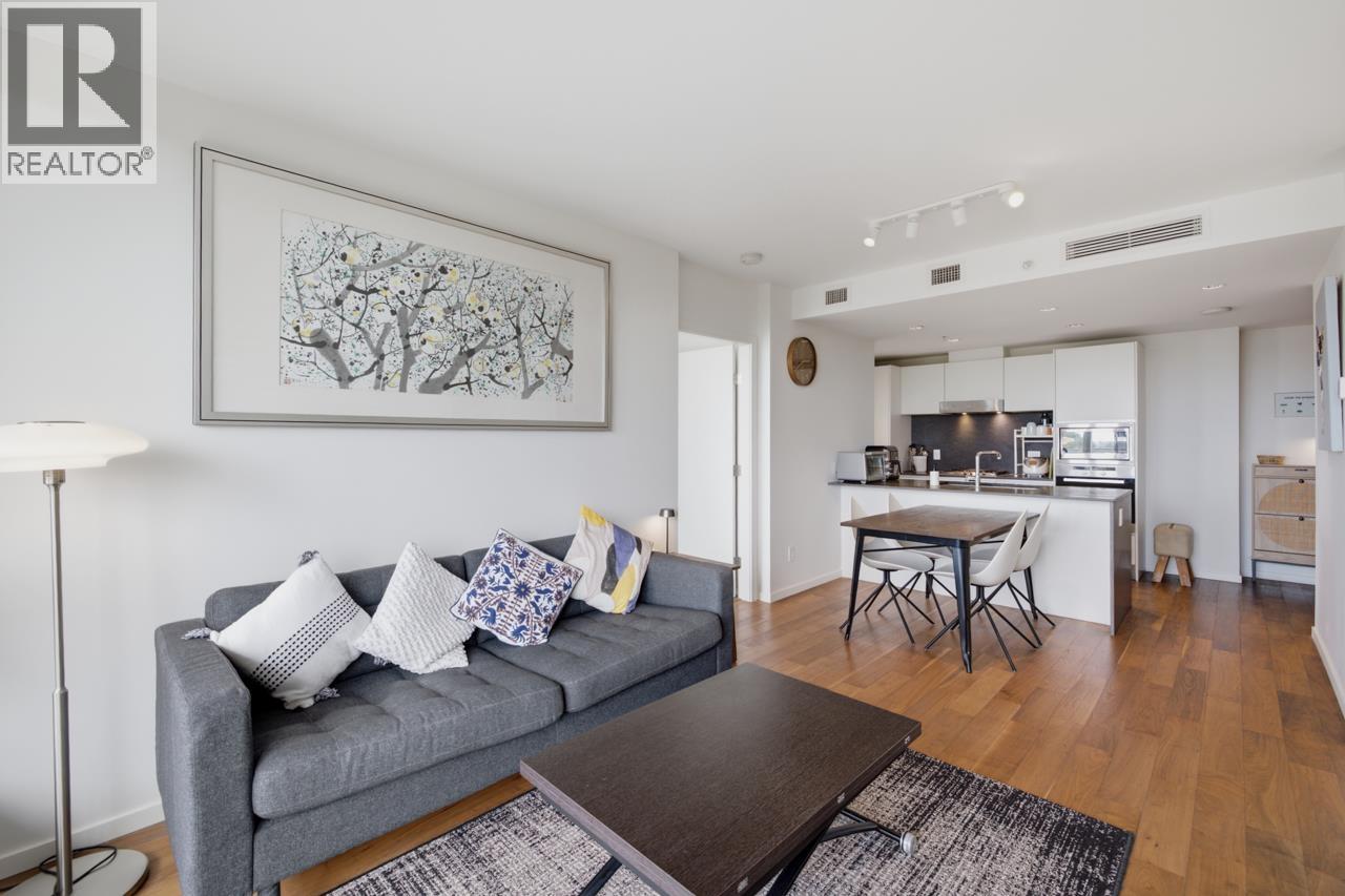 802 8488 Cornish Street Property Photo 5