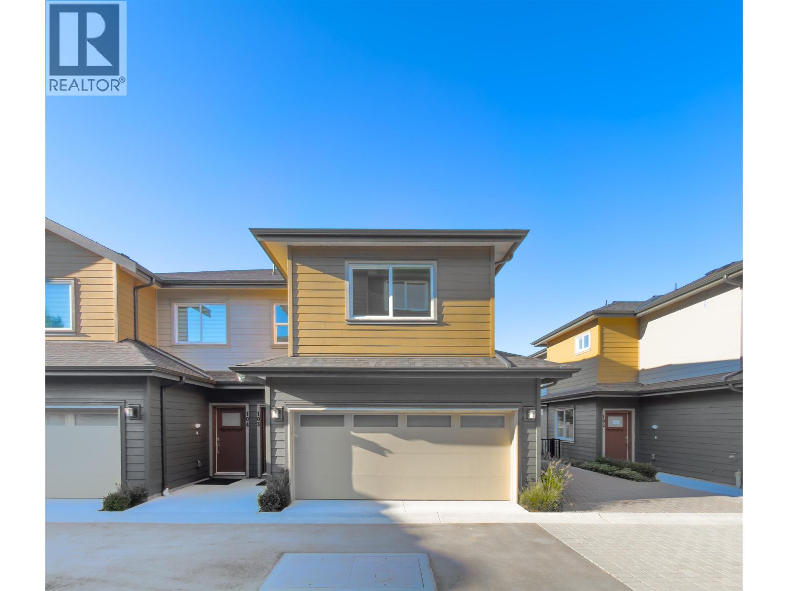 103 8233 WILLIAMS ROAD Property Photo 1