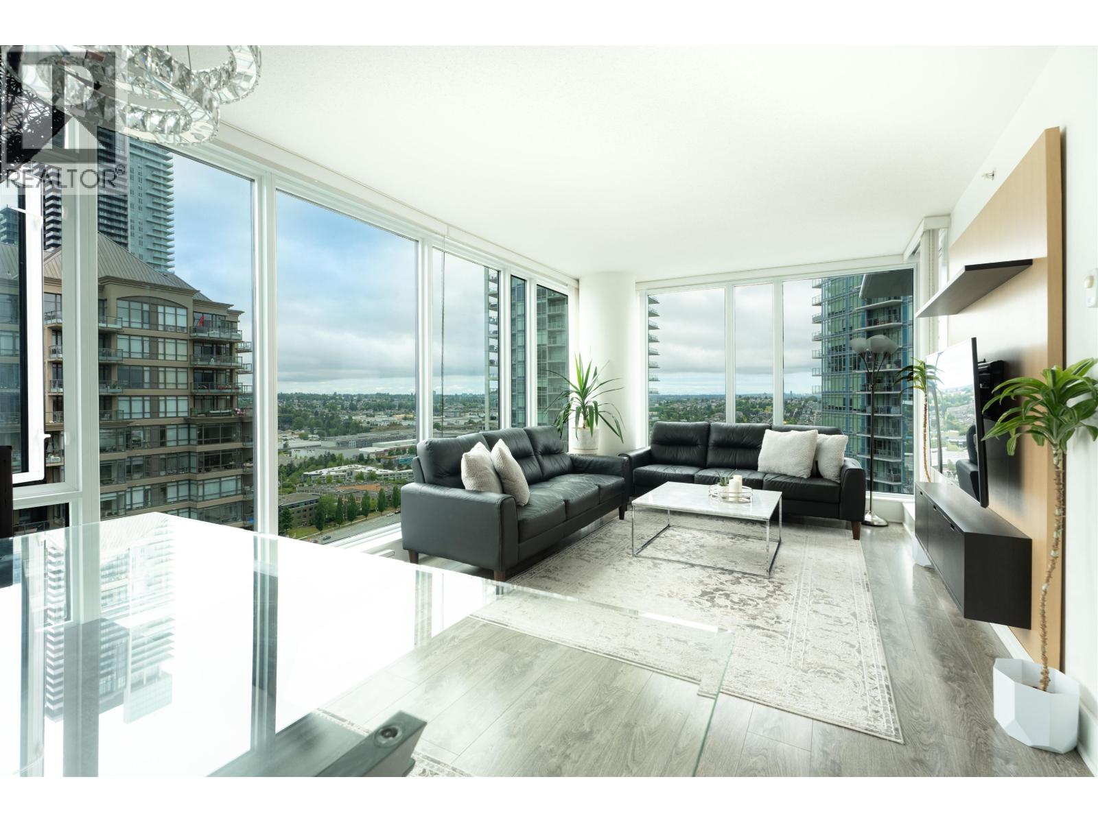2607 4189 HALIFAX STREET Property Photo 1