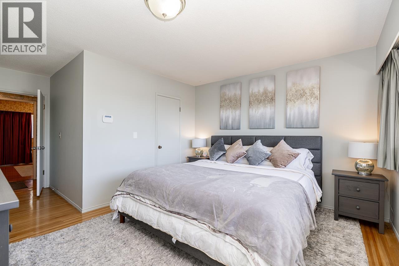 40 E Tenth Avenue Property Photo 18